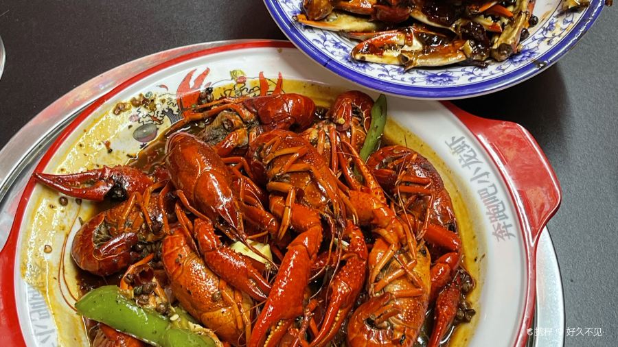 Benpaobaxiaolongxia (weilailu)