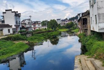 榆村李氏紫铜锅馄饨 User Photo