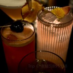 Nonsense Cafe & Bar - Wuchang Branch 여행 사진