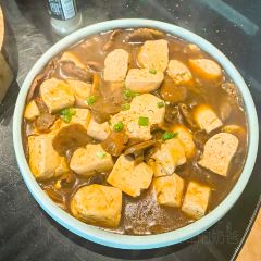 YU YAN LOU User Photo