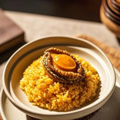 卢布里西餐厅(星海广场店) User Photo