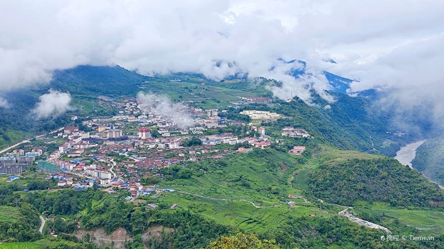 鸿发石锅城