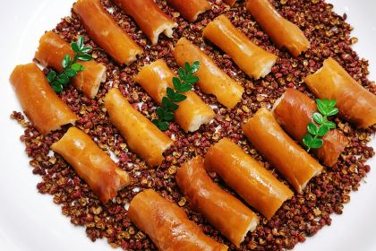 泽一红酒粤菜馆(展进巷店)