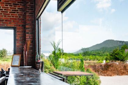 TeTRIS Cafe สะพานขาวทาชมภู