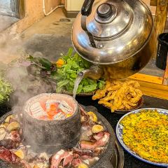山下人家·土砂锅腊排馆(青城山店) User Photo