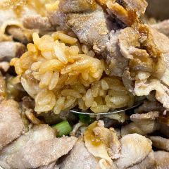 肉大爷屋(新街口店) User Photo