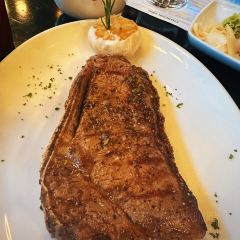 The Bigmouth Sushi & Grill 여행 사진