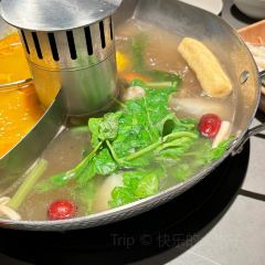 左庭右院鲜牛肉火锅(日月光店) User Photo