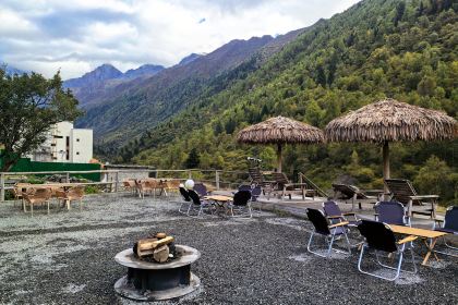 四姑娘山仰望星空·Vacilando度假庄园(长坪沟景区店)·猎户餐厅