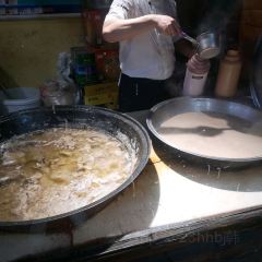 老阿妈蒙餐馆(锦馨园小区店) User Photo