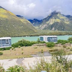 林云峰轩客栈(索松村店)·餐厅 여행 사진