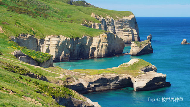 Tunnel Beach