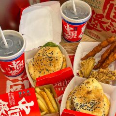 塔斯汀中国汉堡(圣泉广场店) User Photo