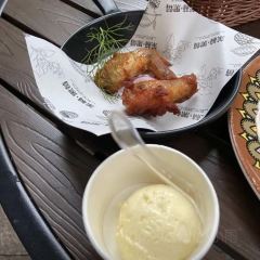 NA PO LI XIAO ZHEN User Photo