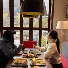 Abuluzicang Restaurant (jiuzhaigou) User Photo