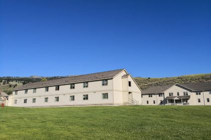 Mammoth Hot Springs Dining Room