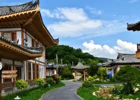 長白山思密達朝鮮族民俗園