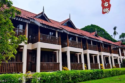 Isdaan Floating Restaurant