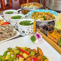 QIANCHAOYAN User Photo