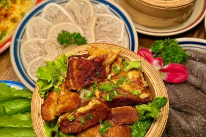 巴卤社老火锅(财富店)