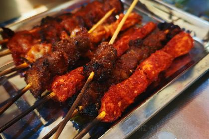 珀玉莲花白米线店