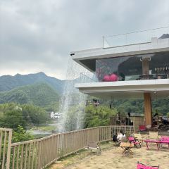 月亮湾瀑布咖啡 User Photo