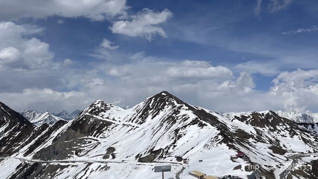 Jiajin Mountain Long March Viewing Platform