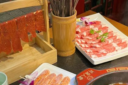 川渝人家重庆老火锅(永康店)