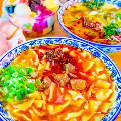 广场小吃城 User Photo