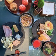 上海陆家嘴禧玥酒店·沫八 User Photo