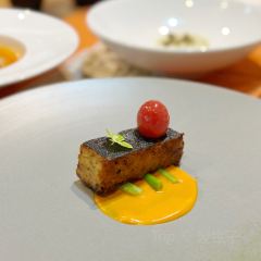 龙谷山房素食餐厅(聚龙小镇店) 여행 사진