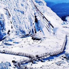 轿子山游雪山庄 User Photo