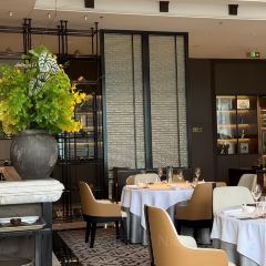 FU MAN LOU User Photo