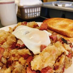 Hali Deli - Old World Delicatessen 여행 사진
