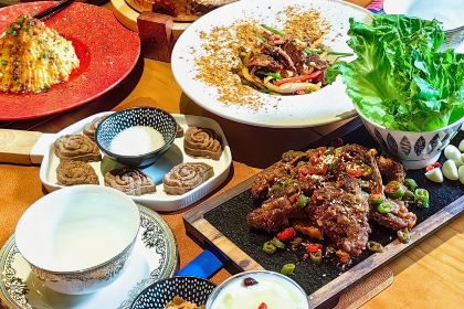 九寨沟凡喜新派藏餐咖啡厅