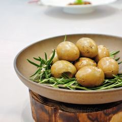 HONGYUXUAN User Photo