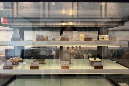 Brown Coffee and Bakery