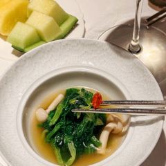 UNIVERSAL BUND BAY User Photo