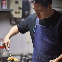 102 House User Photo