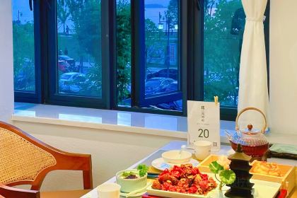 三尺茶庭·老码头地道湘菜