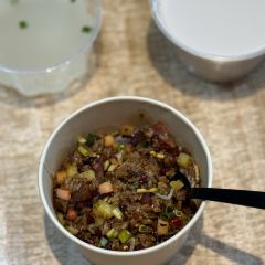 良晨有糯传承手包糯米饭(新时代店) User Photo