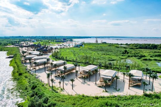 Xingsu Chuan Beach Campsite