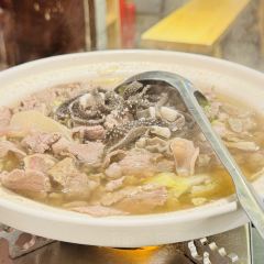 牛轰轰跷脚牛肉(百年传承店) 여행 사진