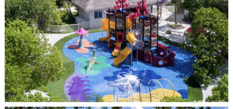 Breeze Pool Bar