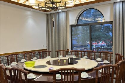 壹湖两岸民间菜·三文鱼