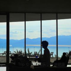 抚仙湖·自在汐岸咖啡餐吧 User Photo