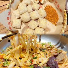 金吹钱响桂林牛八宝火锅(万象城店) User Photo