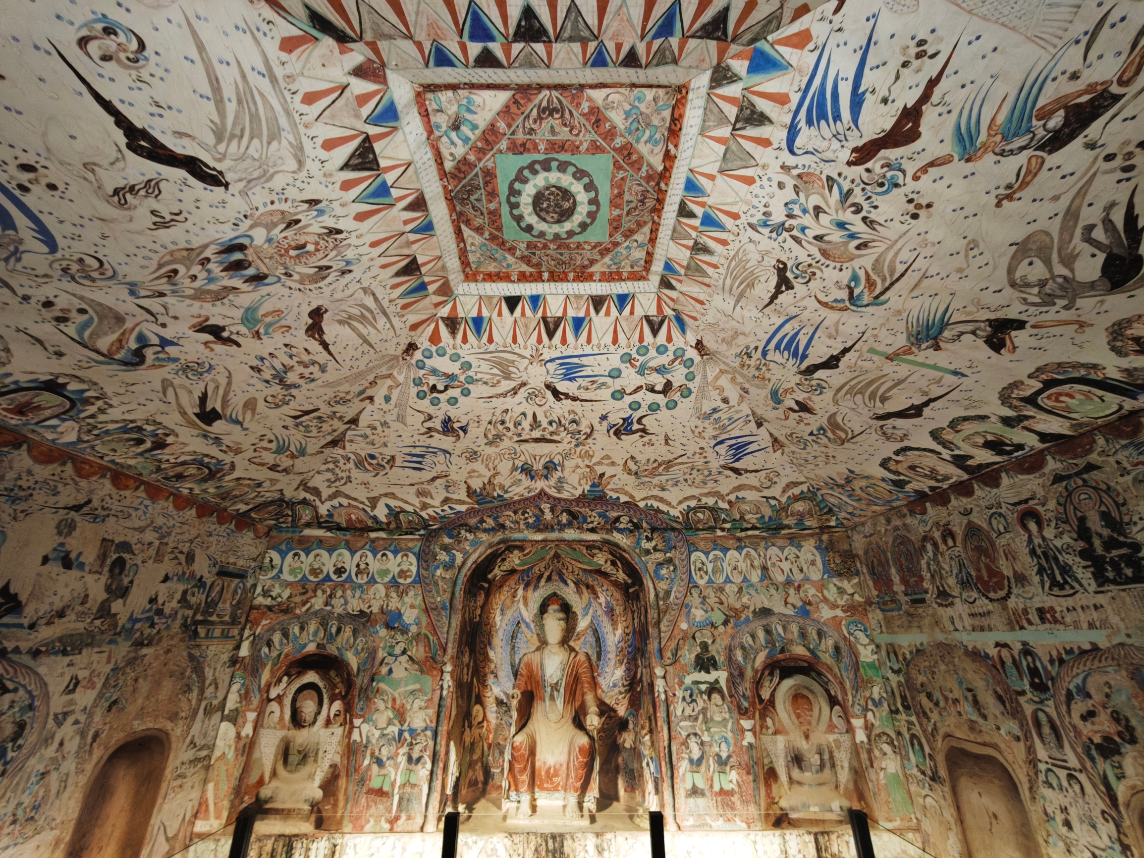 "Why Dunhuang · Echoes of Remembrance" Dunhuang Culture and Art Charity Exhibition | Yifeng Center