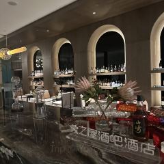 The Grand House Bar User Photo