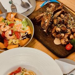 月亮与六便士Cake·Coffee·Meal(大兜路店) User Photo